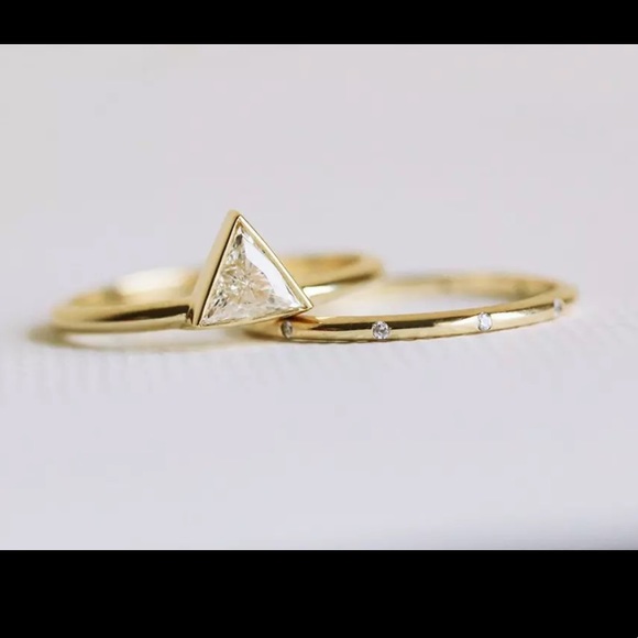 MADALENA ♡ Geometric Crystal 2 Rings GIFT SET - Picture 3 of 7